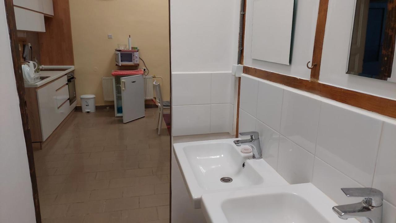 Apartment Corona Kosice Luaran gambar