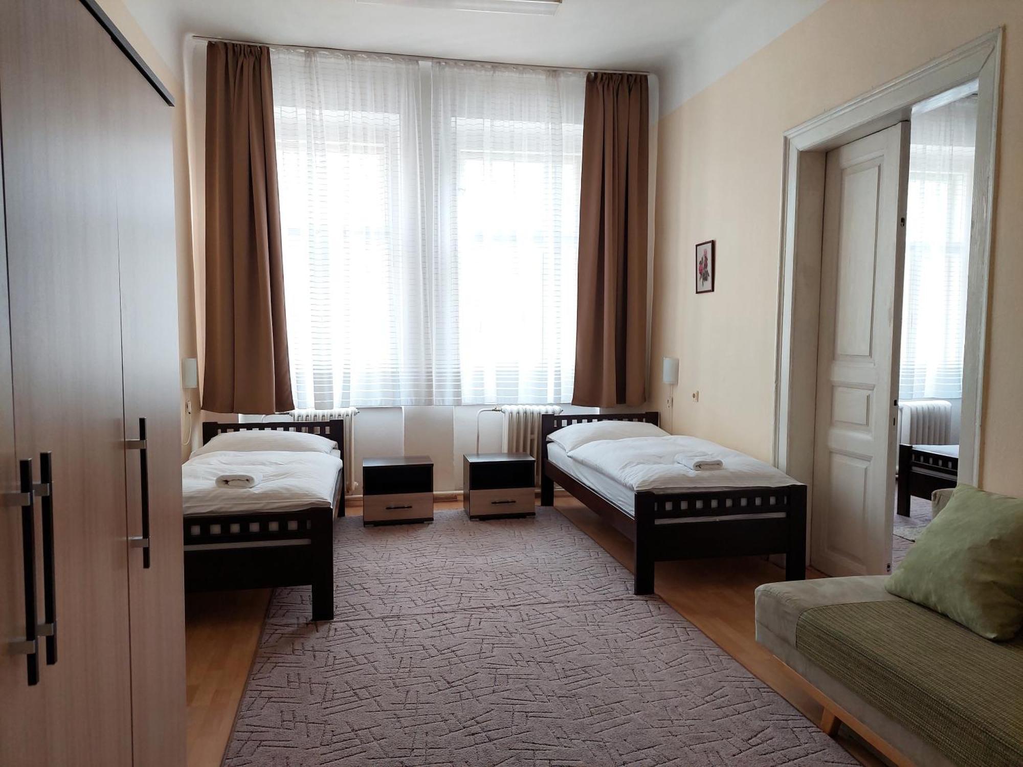 Apartment Corona Kosice Luaran gambar